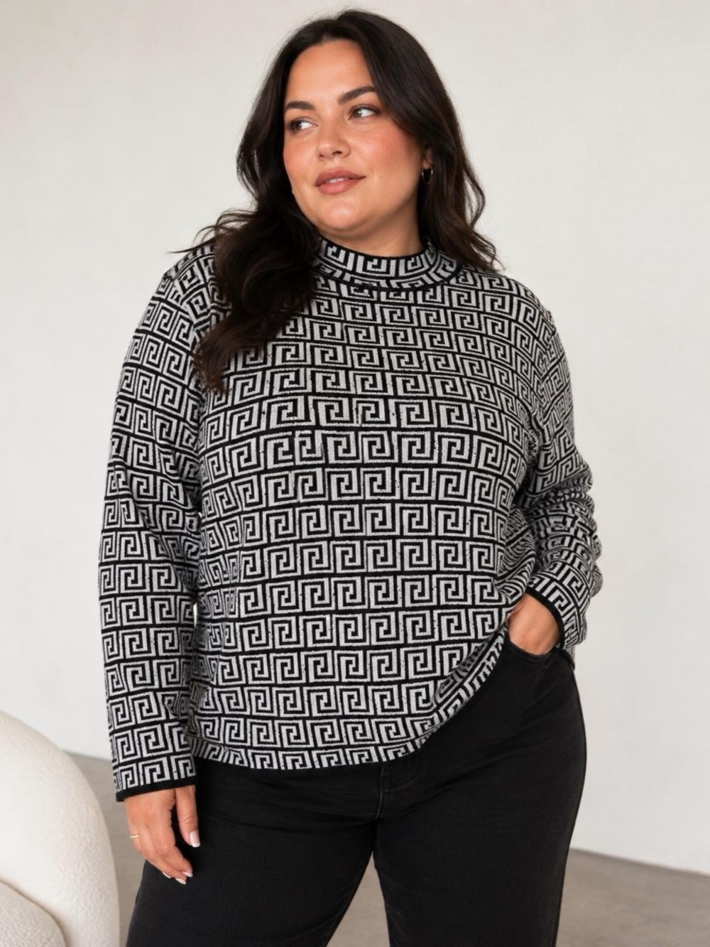 Jolie & Joy 3X Black White Greek Key Geometric Knit Top